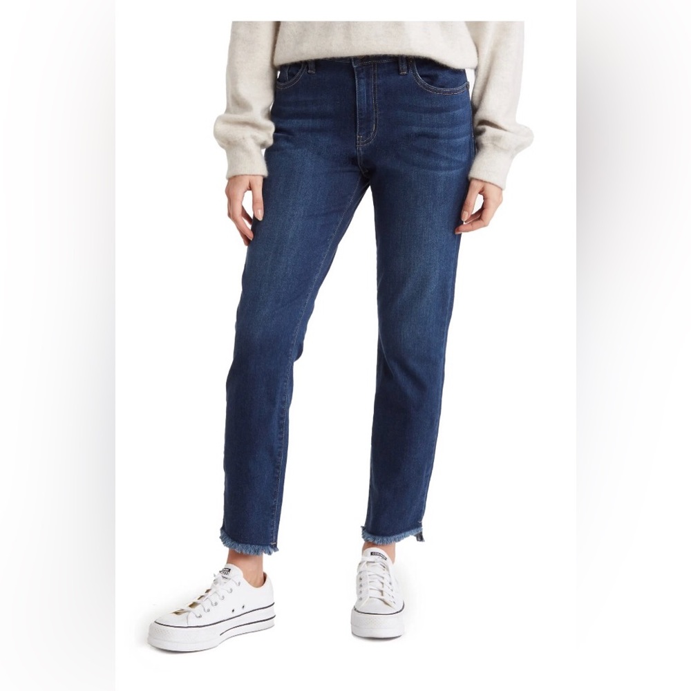 Signature 24 Women’s Skinny Jeans Size 28